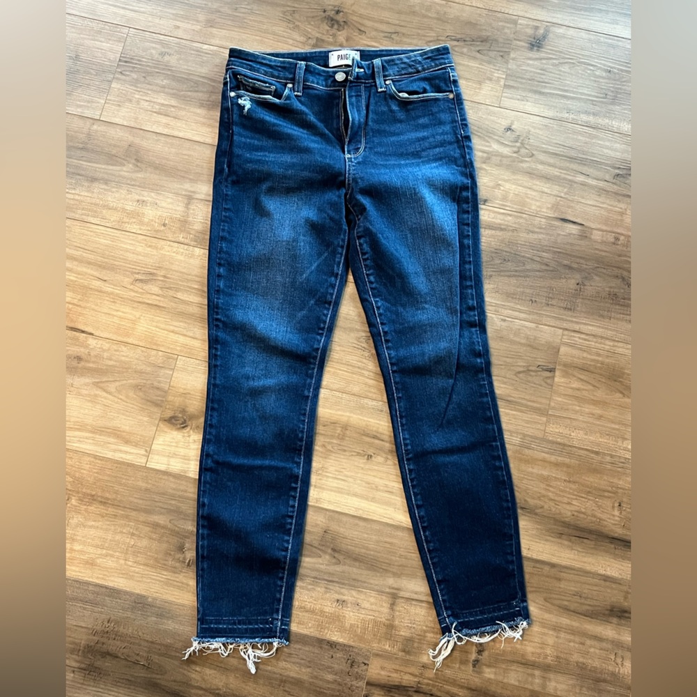 Women’s raw ankle jeans